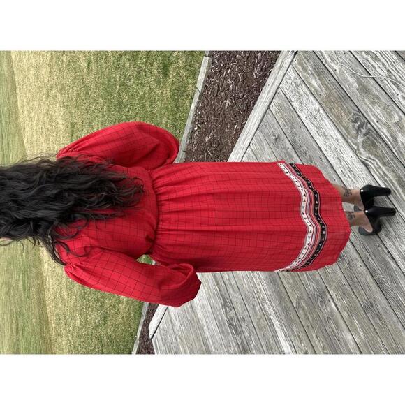 Vintage 80s 2 Piece Flowy Shirt‎ and Skirt Set Crimson Red SIZE M - Picture 2 of 7